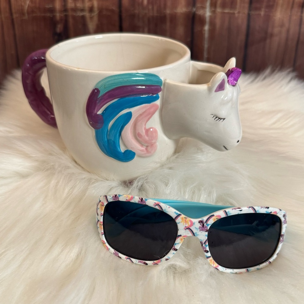 Unicorn Rainbow 3D Ceramic Coffee Mug 18oz Tri Coastal Design and One Glasses